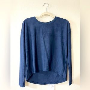 Navy Calie yoga top size M